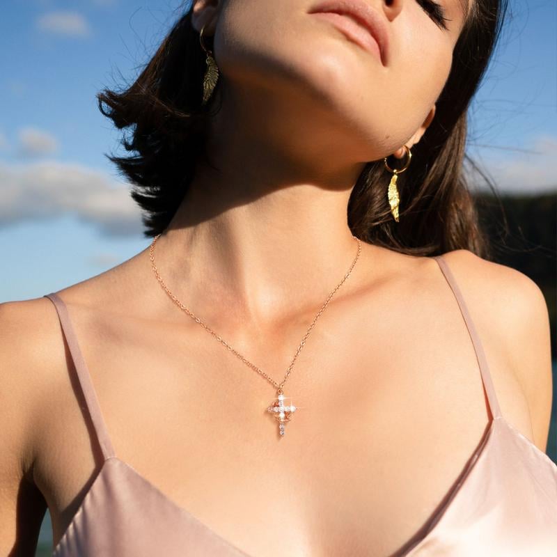 🎅Soldes de Noël - 50 % de réduction🎄Collier pendentif couronne avec croix
