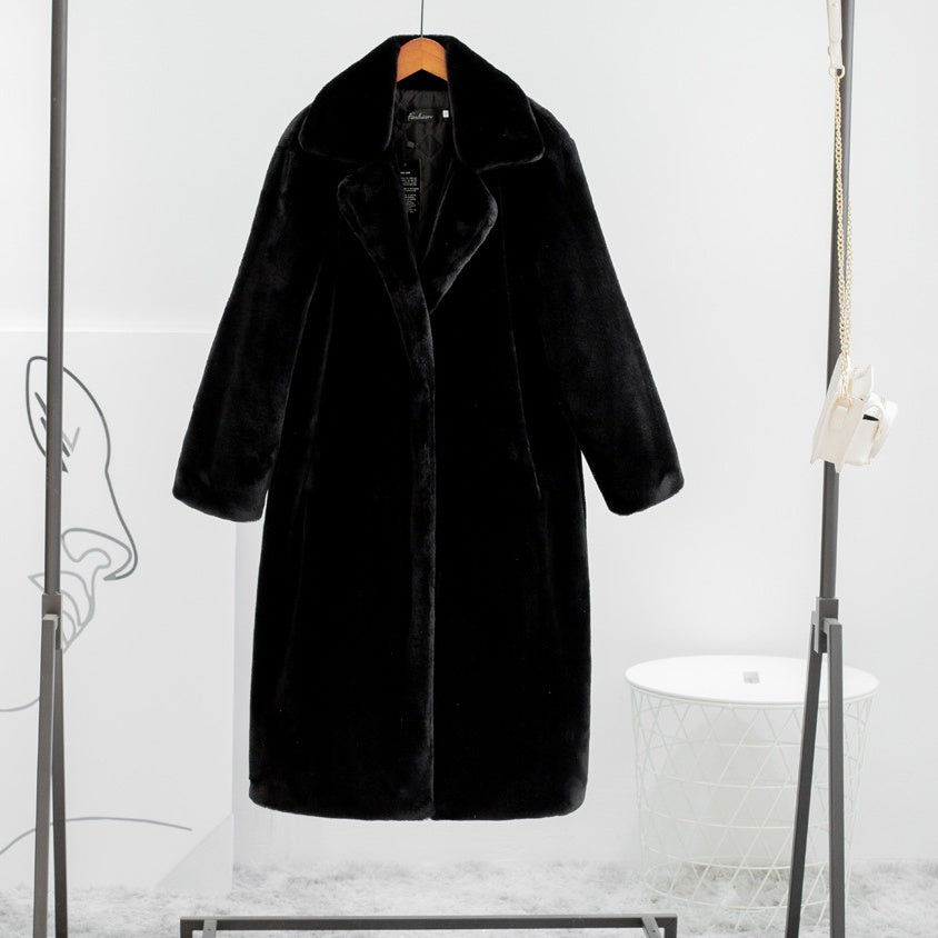 Warmer Premium-Kunstfellmantel