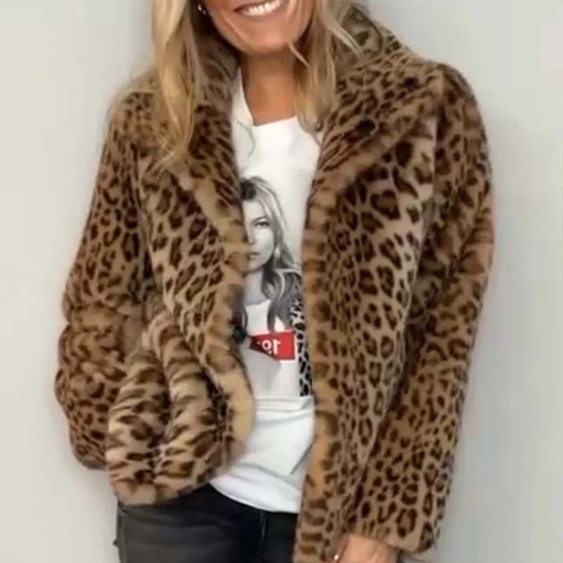 🔥Early Black Friday Sale:50% RABATT🔥Damen-Kurzmantel aus Plüsch mit Leopardenmuster